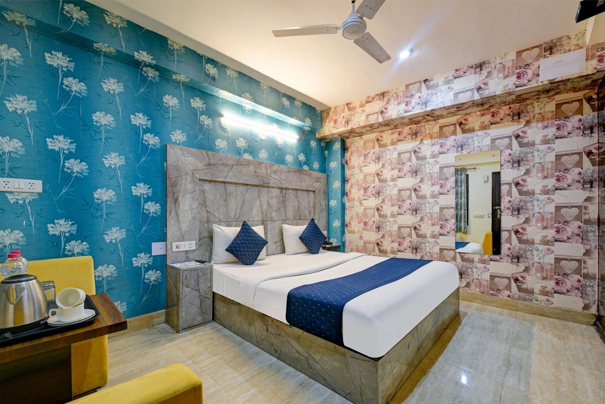 Hotel Square Plaza At Airport New Delhi Exterior photo